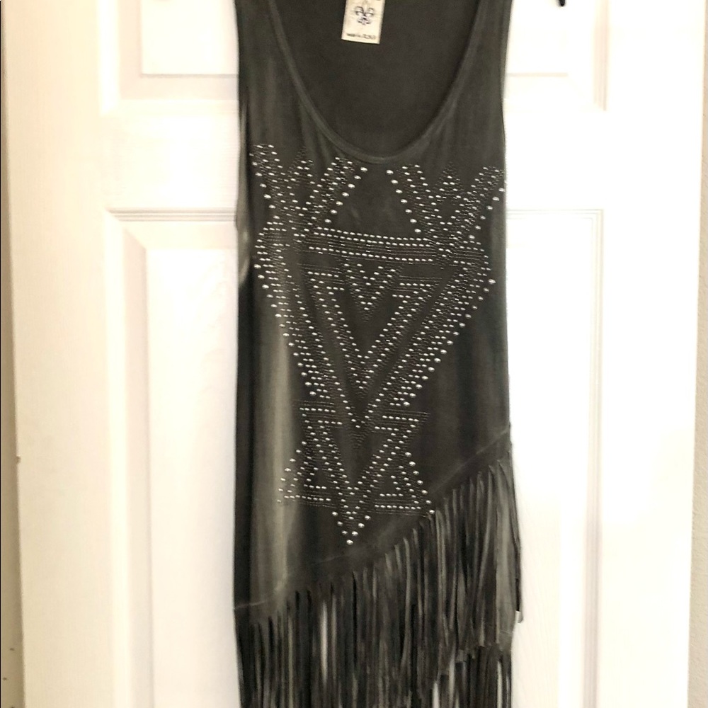 NWOT Vocal grey tank with fringe sz M
